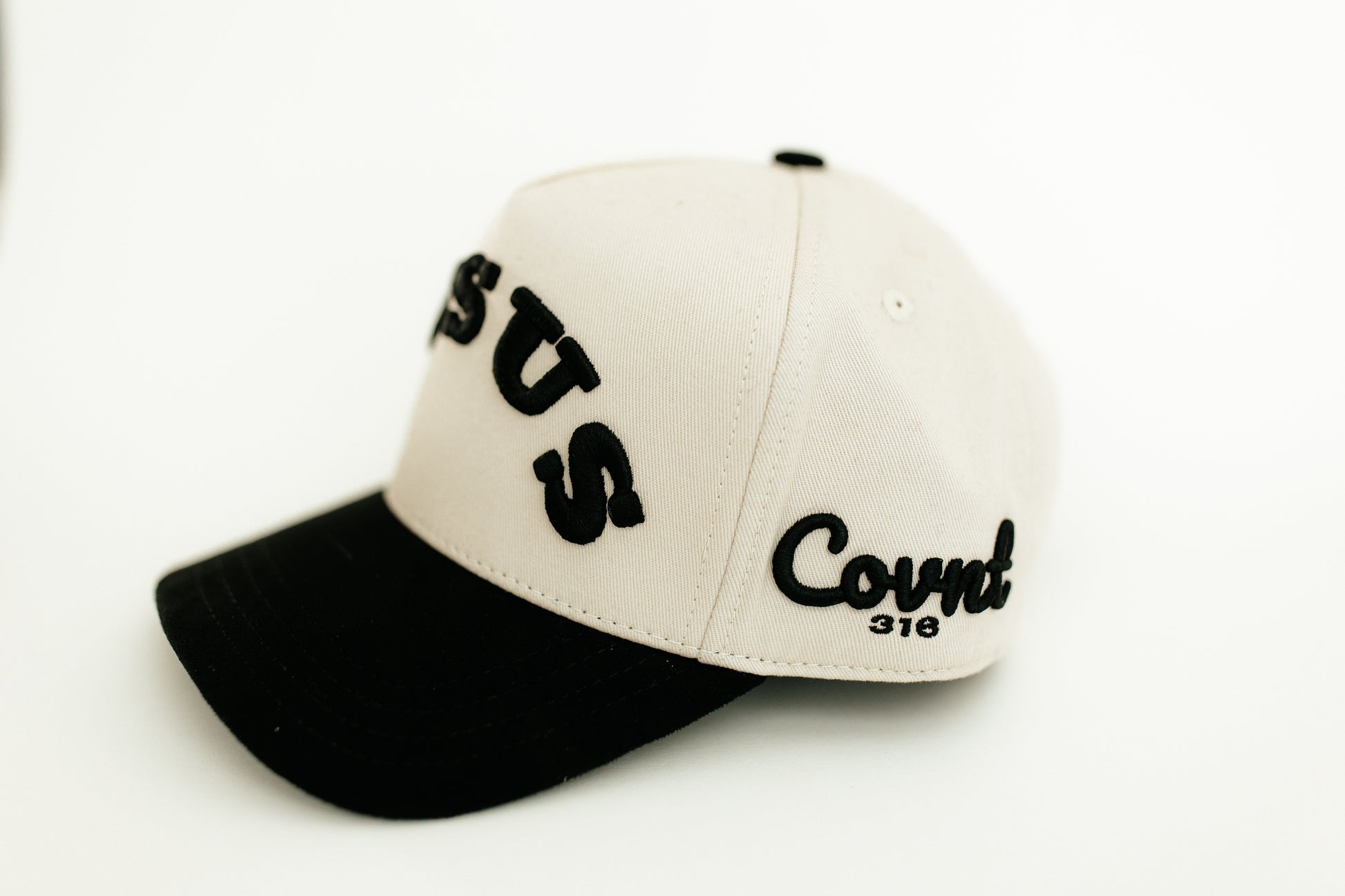 Jesus 316 Cream & Black