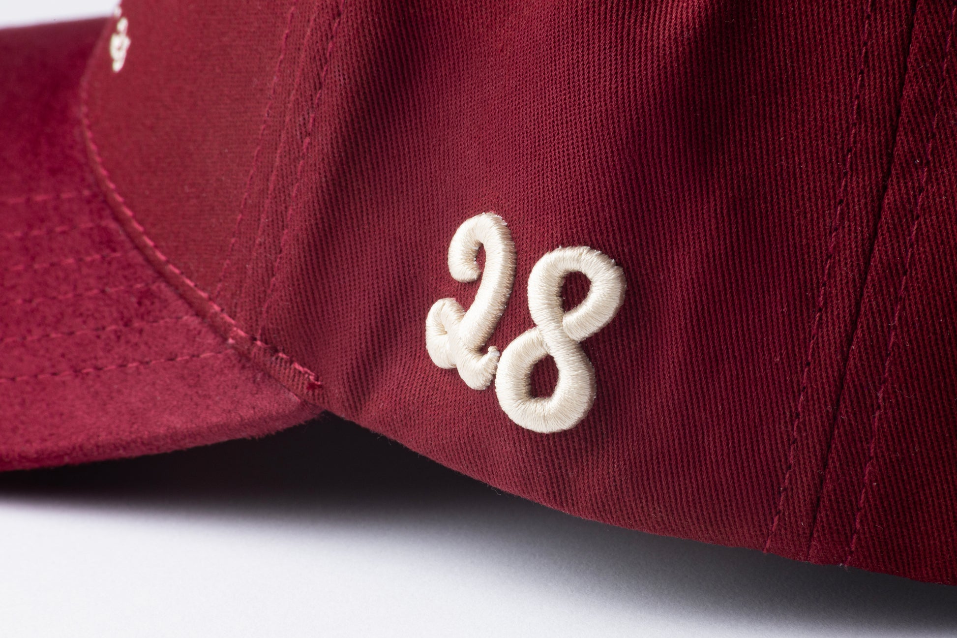 Luxus Burgundy Suede